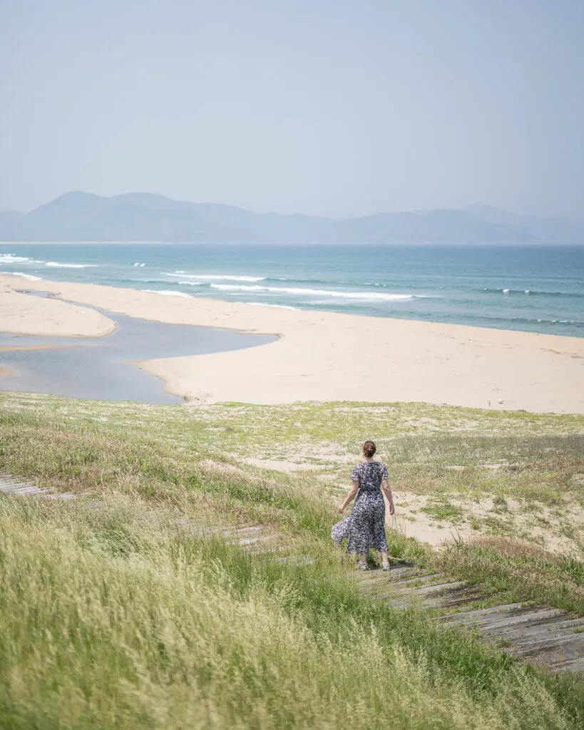 roadtrip door Japan – reizen in Japan – Japans landschap – natuur in Japan – cultuur in Japan – traditionele Japanse architectuur – Japanse tempel – streetfood in Japan – Japanse bergen – reizen met de auto in Japan – lokale ervaringen Japan – authentiek Japan – verborgen plekken Japan – Japanse stad – landelijke Japan – Japan in de herfst – Japan in de lente – avontuurlijke reis Japan – uitzicht in Japan – Japan Nomads reis
